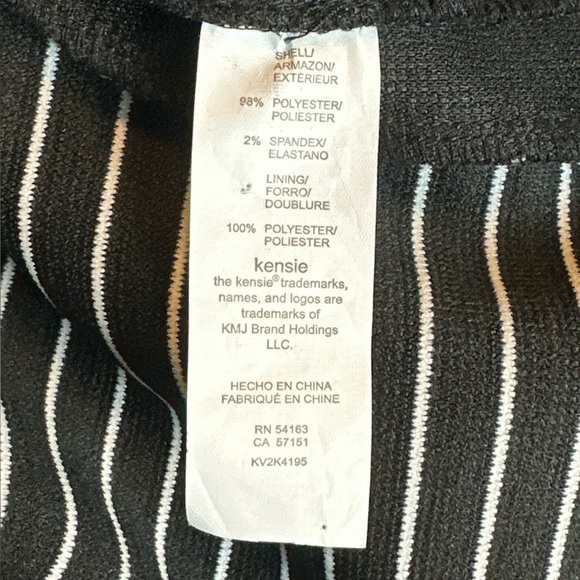 Kensie classic crew neck black white stripe shortsleeved structured top - Picture 8 of 9